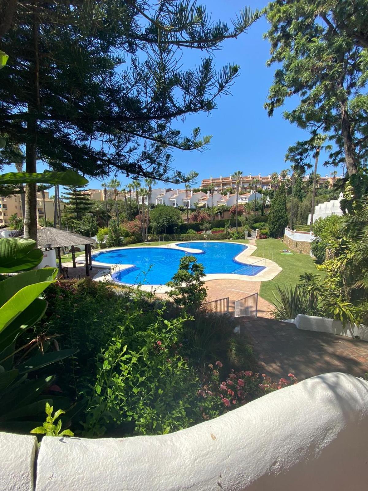 Benalgolf Vista Al Mar - Piscina Y Playa - Cercano A Campo De Golf Беналмадена Екстериор снимка